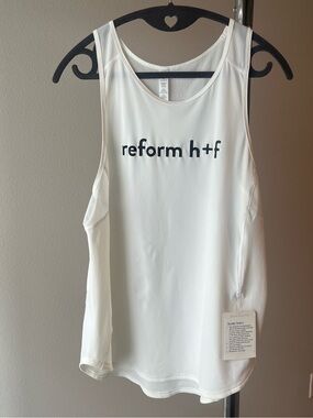 Lululemon and Pilates Studio Collab Size 8 Sculpt Tank II Top in White NWT